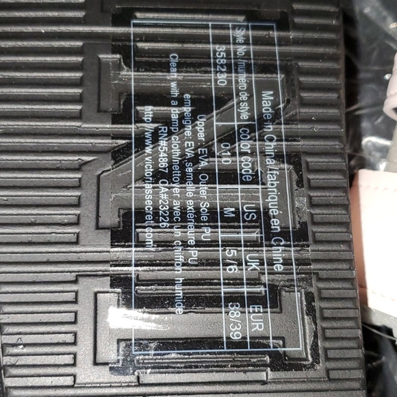 PINK VICTORIA'S SECRET SLIDES light pink - Picture 7 of 8